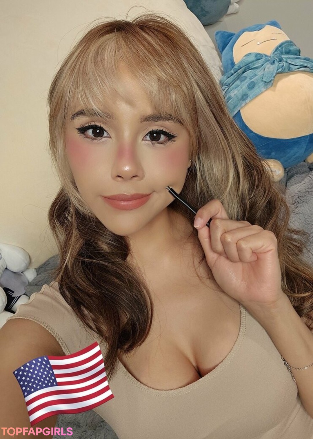 Neekolul xxx étoile img