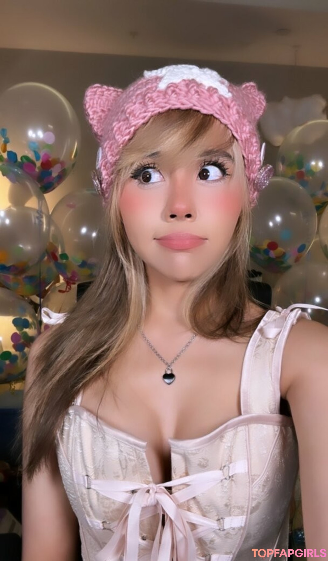 Neekolul estrella porno perfecta archivo