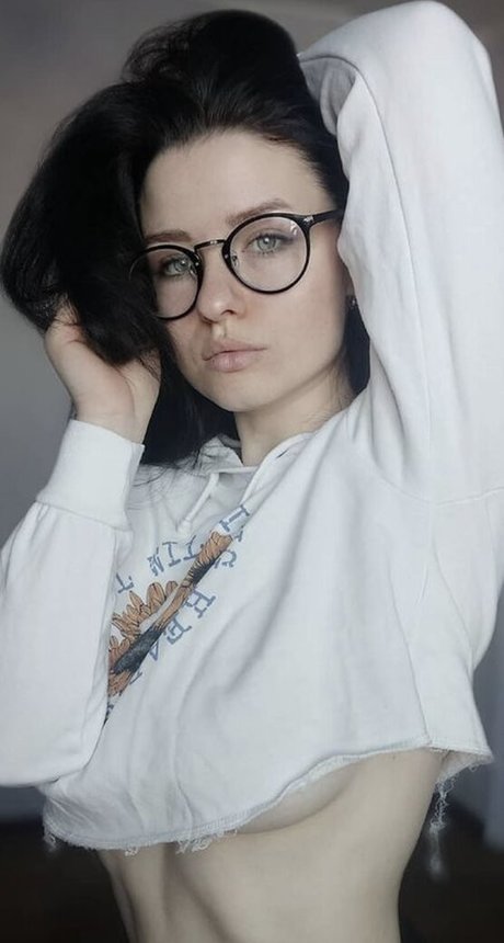 PAWG estilo perrito onlyfans perfecto desnudo fotos