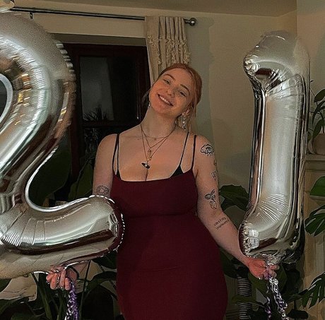 Isabella Dorta sexe star galerie