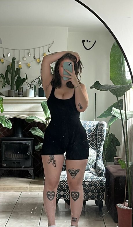 Isabella Dorta modelo desnudo foto