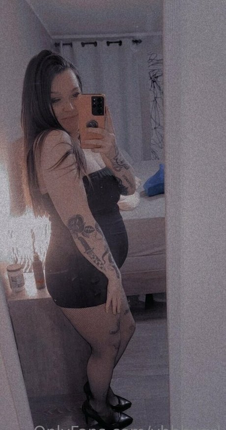 yhbbygrl pornographic star galleries