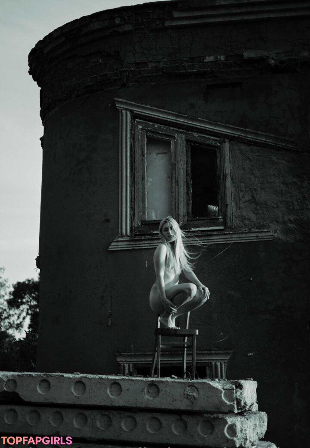 beautiful shemale onlyfans hot nude pic