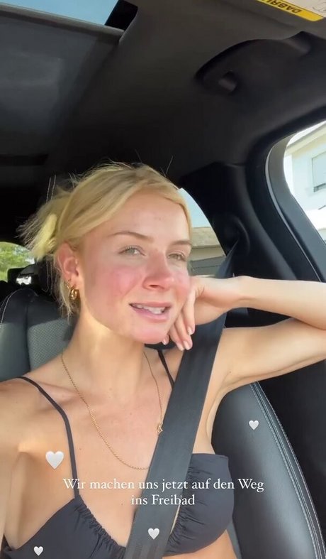 Katrin Palme modelo desnudos foto