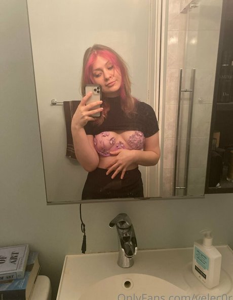 velec0r xxx pornstar photos