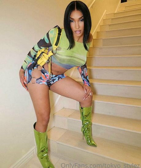 Tokyo Stylez jolie étoile photo