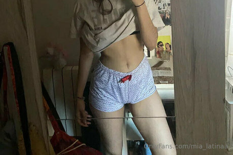 mia latinaa estrella porno de alta calidad galería