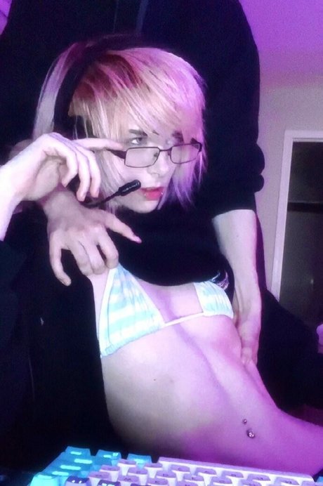 krypt cat sex model archive