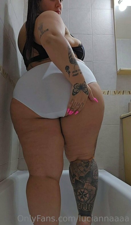 luciannaaaa pornstar hot images