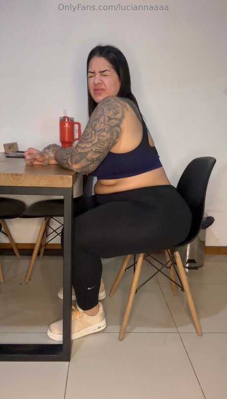luciannaaaa model sexy pics