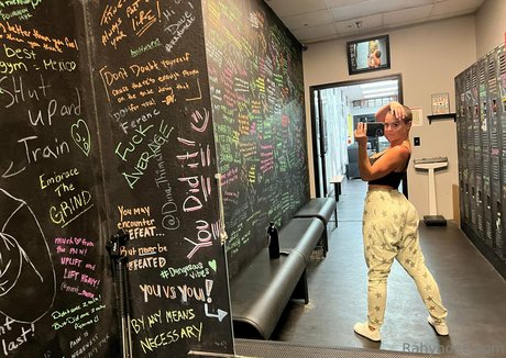 rahyndee model porn images