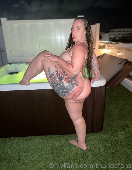 thundafans star du porno gratuit galeries