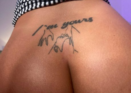 laurakozlovvfree actrice pornographique des photos