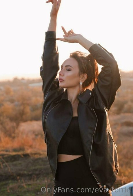 Eva Torrid modelo sexual foto