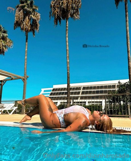 Adrii Rosado star du porno exclusive des photos