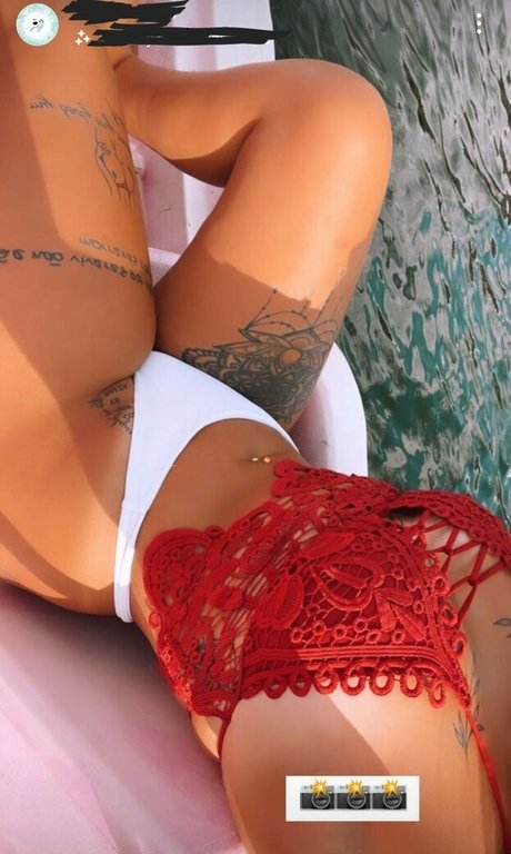 Adrii Rosado modelo sexual imagen