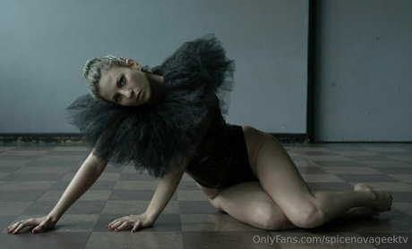 spicenovageektv modelo de alta definición imágenes