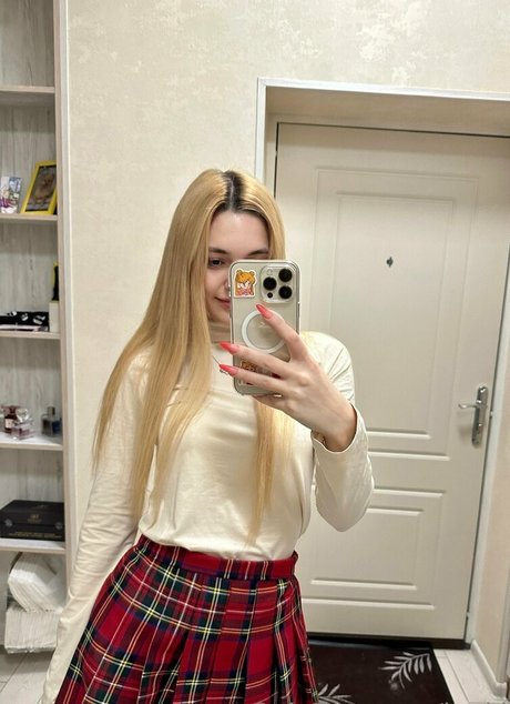 Kari i modèle images