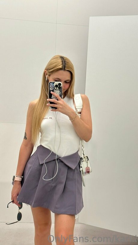 Kari i modèle érotique photos