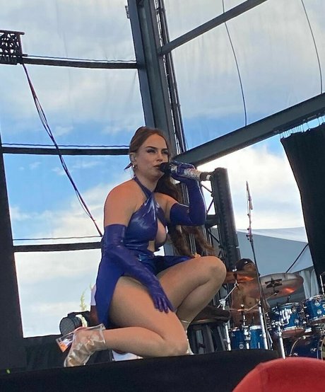 Jojo Levesque actriz libre fotos