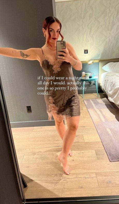 Jojo Levesque modèle joli photos