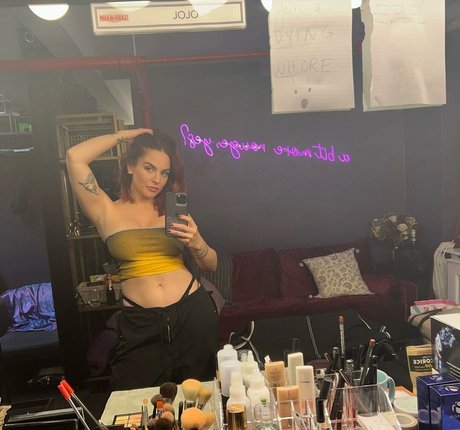 Jojo Levesque estrella adulta archivo