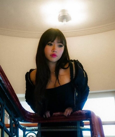 Radvxz buena estrella porno foto