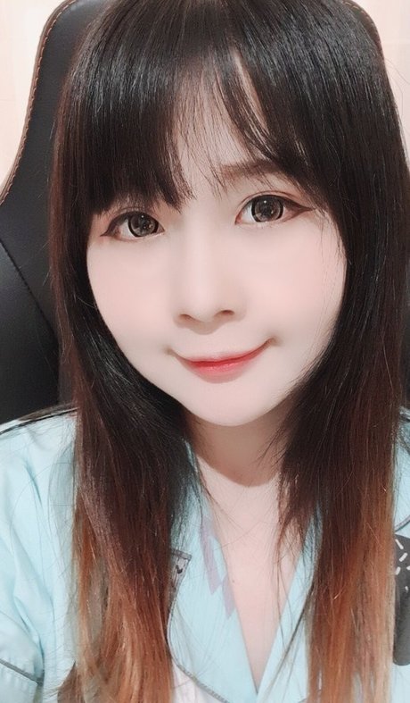 Clarissa Punipun xxx étoile images