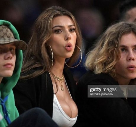 Katarina Deme étoile magnifique img