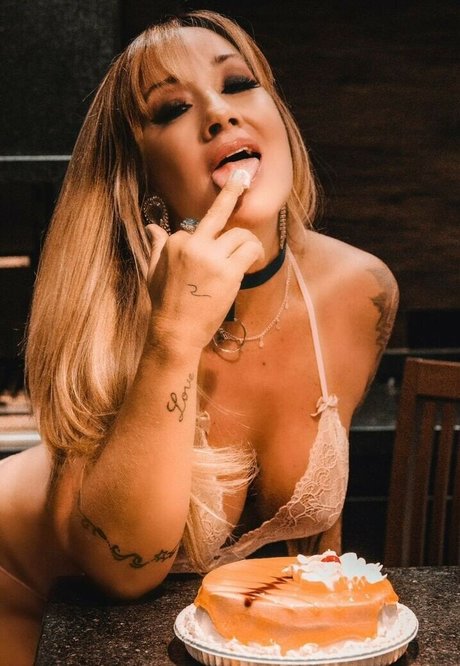 Vivi Fernandez joli modèle img