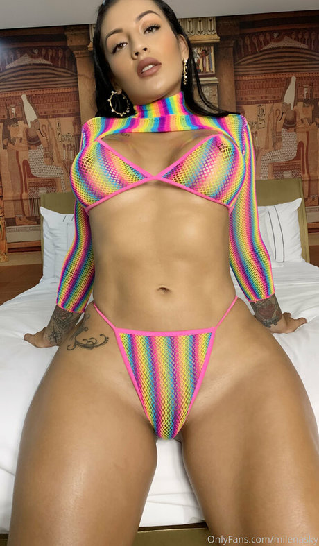 milenasky star du porno exclusive galerie