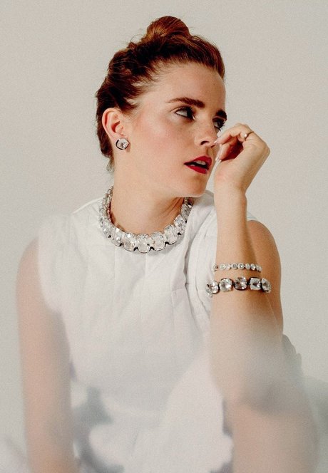 Emma Watson naked pornstar pic