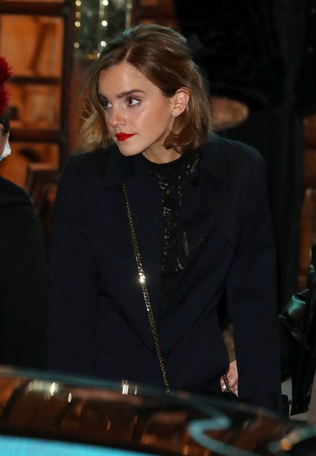 Emma Watson modèle de sexe galerie