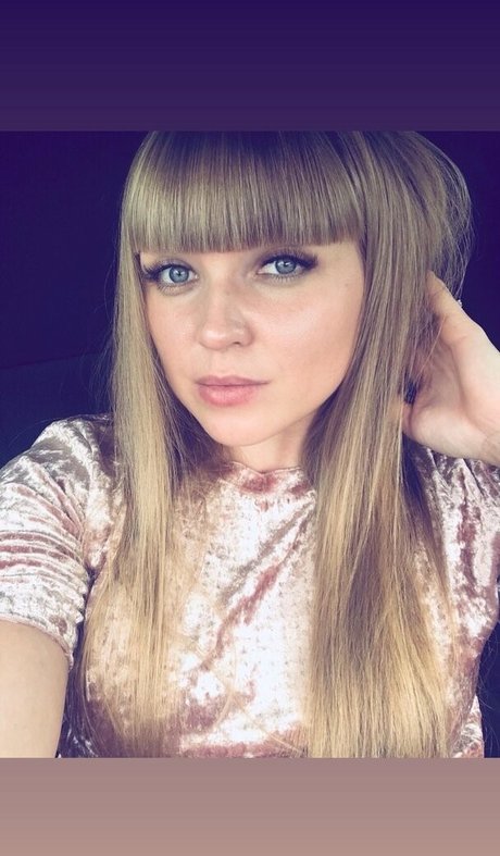 rude in life estrella porno erótica recopilación