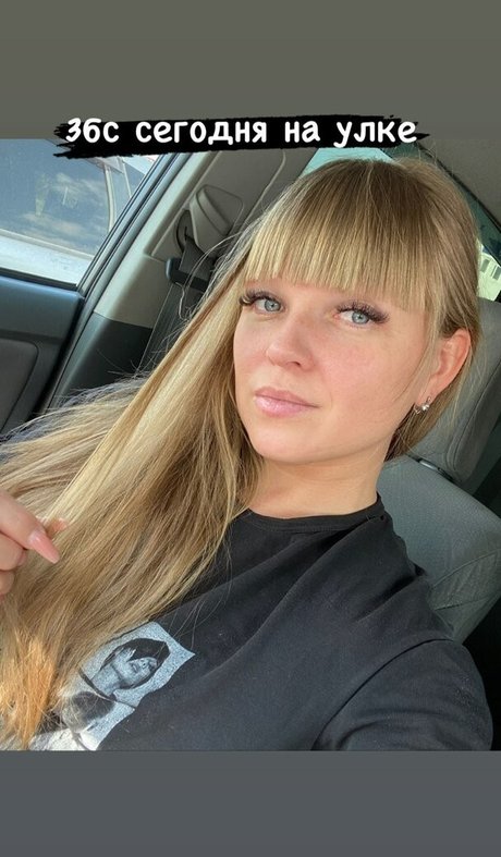 rude in life actriz de alta calidad fotos