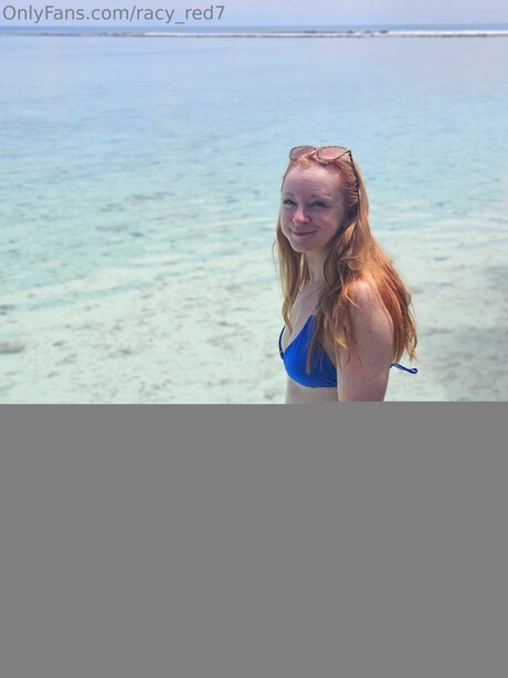 Racy Red7 star du porno hd galerie