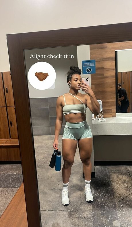 aaaaayevuh estrella pornografica galería