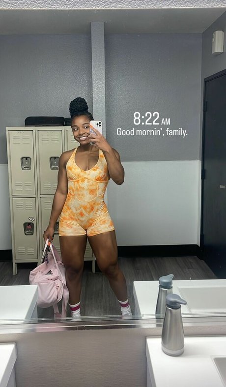 aaaaayevuh mejor modelo foto