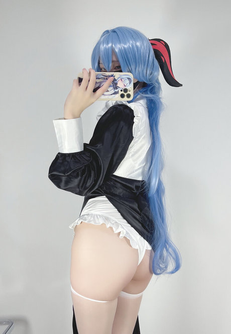 Terebi Dancho beau modèle galerie