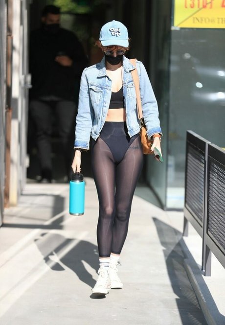 Rumer Willis estrella porno xxx galerías