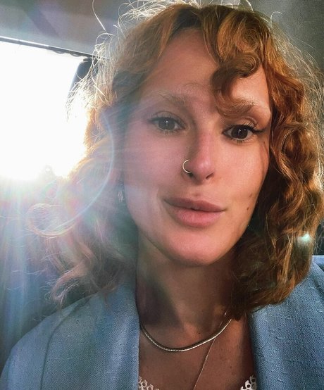 Rumer Willis jolie star du porno galerie