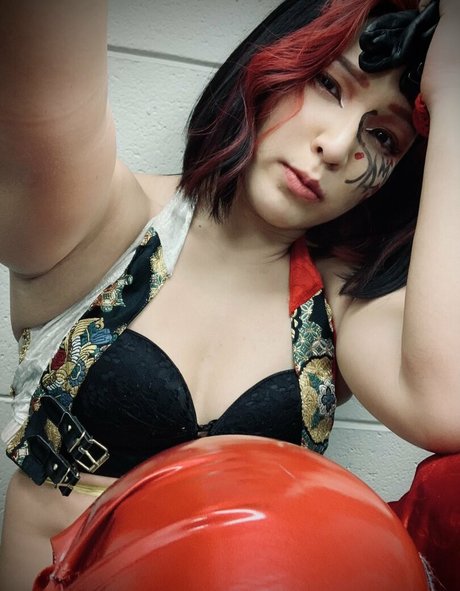 Hikaru Shida buen modelo galerías