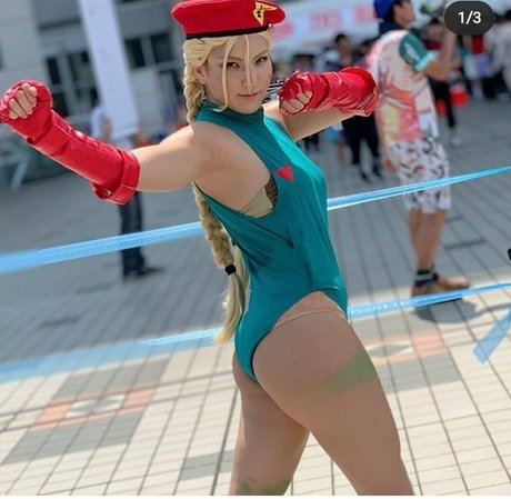 Hikaru Shida star du porno gratuit des photos