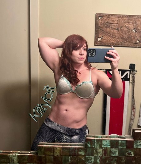 kitty bit games model perfect pics