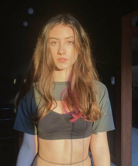 Sofia Espanha modelo caliente galería