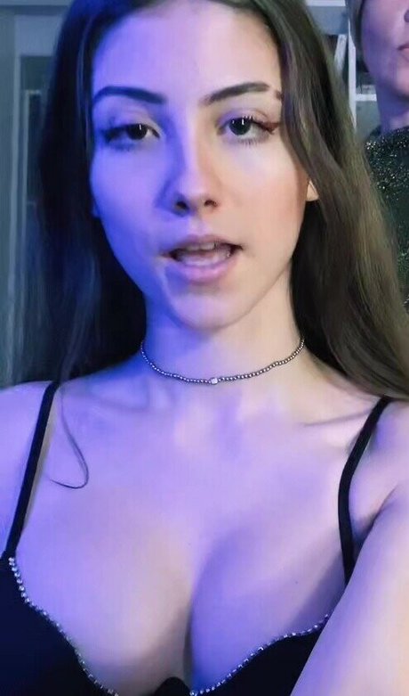 Sofia Espanha modelo desnuda imagen