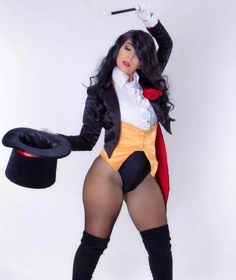 Carolina Angulo sexy model pic