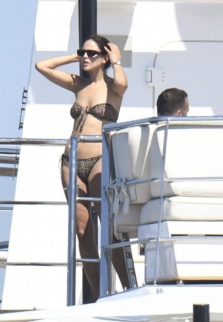 Eiza Gonzalez modelo desnudos foto