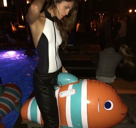 Eiza Gonzalez estrella porno erótica galería