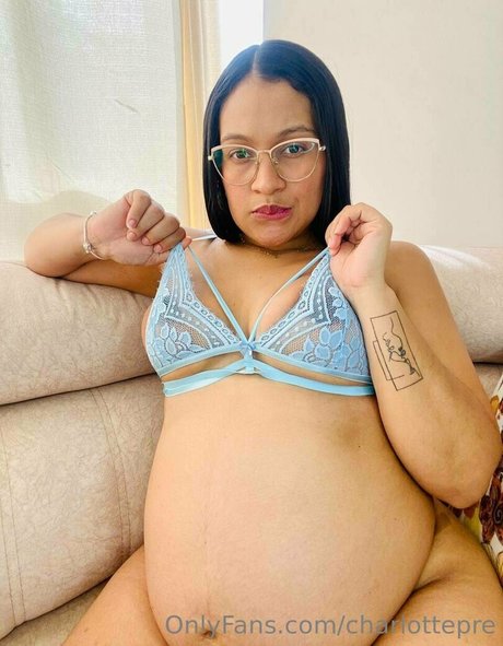charlottepre modelo pornografico imagen